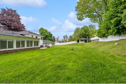 323 Main St, Ogdensburg, NJ 07439 - Photo 6