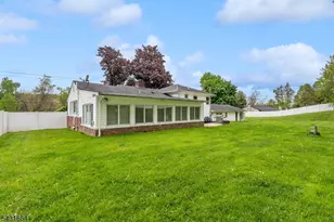 323 Main St, Ogdensburg, NJ 07439 - Photo 24