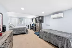 323 Main St, Ogdensburg, NJ 07439 - Photo 16