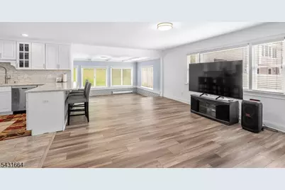 323 Main St, Ogdensburg, NJ 07439 - Photo 24