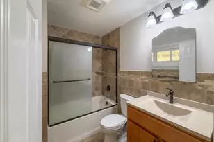 8 Woodland Dr, Washington Township, NJ 07853 - Photo 14