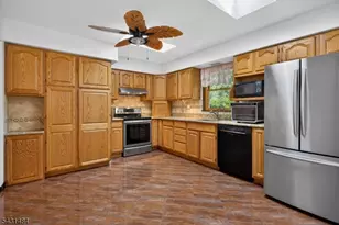 3 Nice Pl, Hopatcong, NJ 07843 - Photo 6