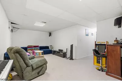 23 Scotto Pl, South Brunswick Township, NJ 08810 - Photo 4