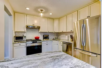 121 Woodward Lane, Bernards Township, NJ 07920 - Photo 2
