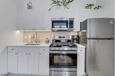755 Anderson Ave #5i, Cliffside Park, NJ 07010 - Photo 16