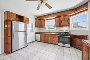 146 N Sussex St, Dover, NJ 07801 - Photo 16