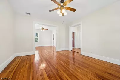 146 N Sussex St, Dover, NJ 07801 - Photo 12