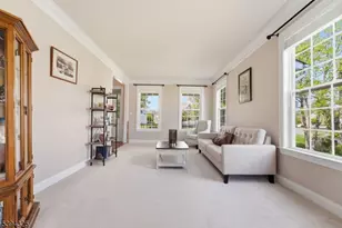 23 Crestview Dr, Clinton Township, NJ 08809 - Photo 6