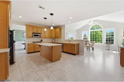 23 Crestview Drive, Clinton Township, NJ 08809 - Photo 10