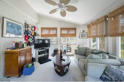40 John St, Cranford Township, NJ 07016 - Photo 18