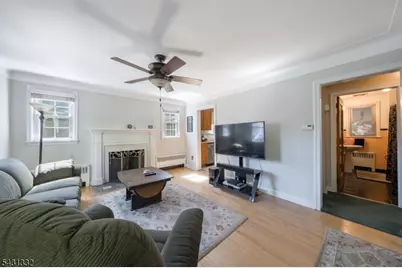 40 John St, Cranford Township, NJ 07016 - Photo 6