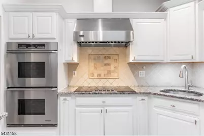54 Highview Ter, Rockaway Township, NJ 07801 - Photo 6