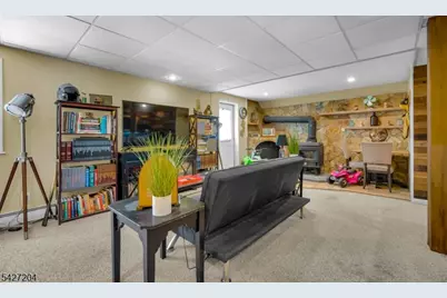 13 Celia Ave, Hopatcong, NJ 07874 - Photo 22