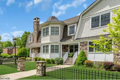 4A Foley Sq #4A, New Providence, NJ 07974 - Photo 2