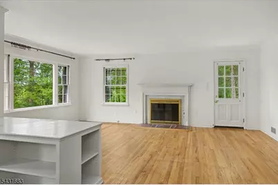 9 Dogwood Drive, Clinton Township, NJ 08801 - Photo 4