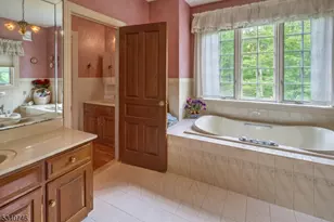 13 Glennon Farm Ln, Tewksbury Township, NJ 08833 - Photo 26