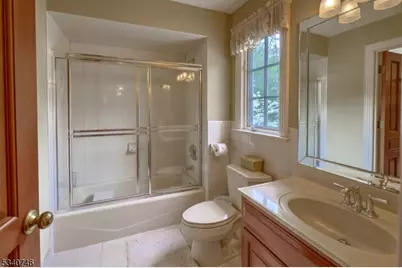 13 Glennon Farm Ln, Tewksbury Township, NJ 08833 - Photo 22