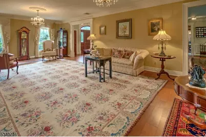 13 Glennon Farm Ln, Tewksbury Township, NJ 08833 - Photo 8