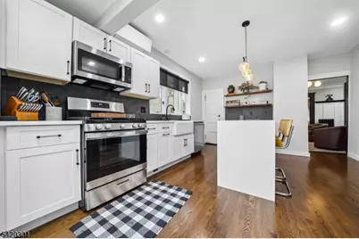12 Rosedale Ave, Morris Plains, NJ 07950 - Photo 6