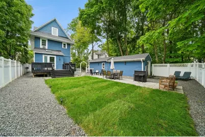 12 Rosedale Ave, Morris Plains, NJ 07950 - Photo 20