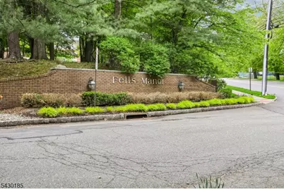 10 Fells Manor Rd, Caldwell, NJ 07006 - Photo 2