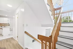 10 Fells Manor Rd, Caldwell, NJ 07006 - Photo 6