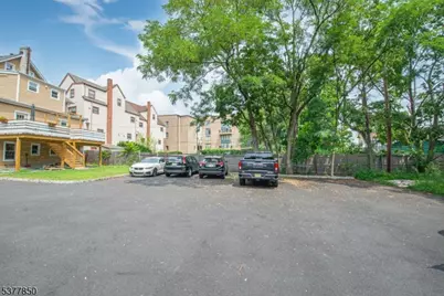 69 Forest St #69, Montclair, NJ 07042 - Photo 22