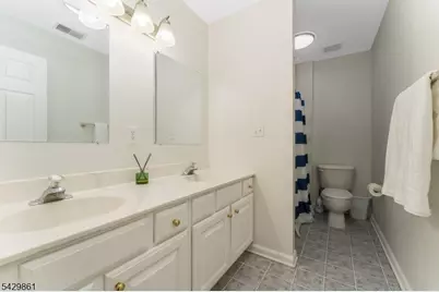 37 Woodland Heights Circl, Lebanon Township, NJ 08826 - Photo 36