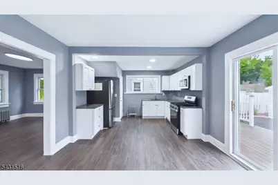 71 Leslie St, East Orange, NJ 07017 - Photo 4