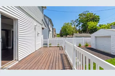 71 Leslie St, East Orange, NJ 07017 - Photo 38
