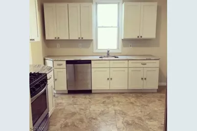 9 Coddington Ave, North Plainfield, NJ 07060 - Photo 2