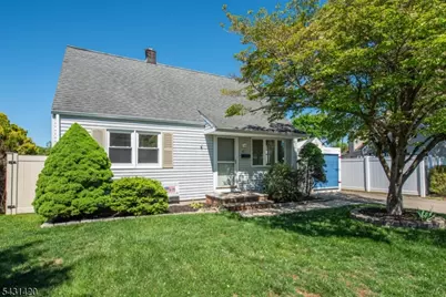 47 Burnside Pl, Wanaque, NJ 07420 - Photo 2