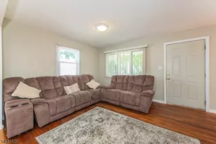 47 Burnside Pl, Wanaque, NJ 07420 - Photo 8