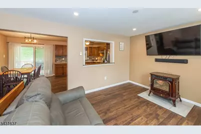 5 Valley Dr W, Vernon Twp., NJ 07418 - Photo 14