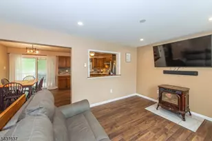 5 Valley Dr W, Vernon Twp., NJ 07418 - Photo 14