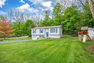 5 Valley Dr W, Vernon Twp., NJ 07418 - Photo 36