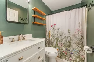 5 Valley Dr W, Vernon Twp., NJ 07418 - Photo 24