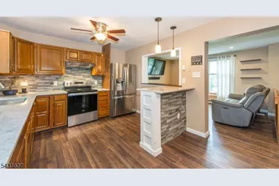 5 Valley Dr W, Vernon Twp., NJ 07418 - Photo 8