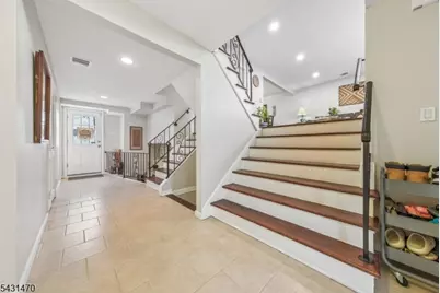 589 Winchester Ave, Union Township, NJ 07083 - Photo 4
