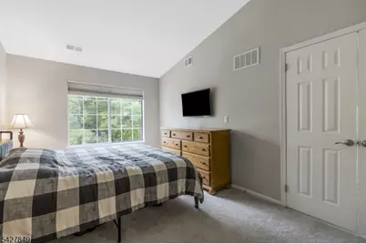 18 Pine Court #18, Bedminster Township, NJ 07921 - Photo 16