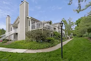 18 Pine Ct, Bedminster Township, NJ 07921 - Photo 26