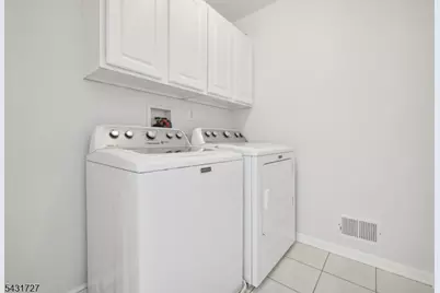 38 Musket Dr, Bernards Township, NJ 07920 - Photo 12
