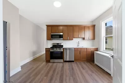 1 Bay Ave #3, Bloomfield, NJ 07003 - Photo 2