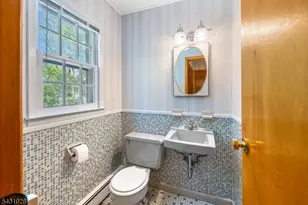 20 E Circuit Dr, Roxbury Township, NJ 07876 - Photo 18