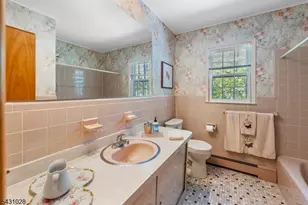 20 E Circuit Dr, Roxbury Township, NJ 07876 - Photo 22