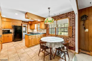 20 E Circuit Dr, Roxbury Township, NJ 07876 - Photo 6