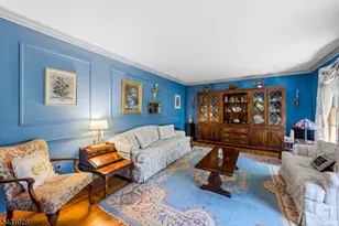20 E Circuit Dr, Roxbury Township, NJ 07876 - Photo 2