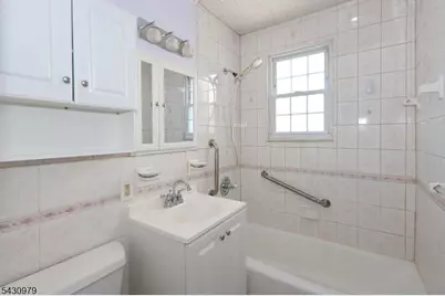 17 Bash Ford- #F, Union Township, NJ 07083 - Photo 8