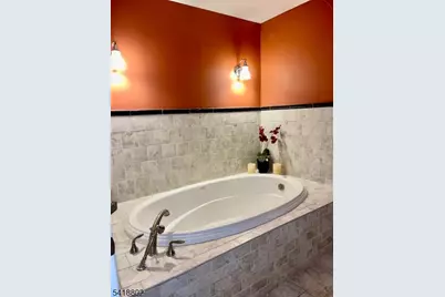 94 Bennington Pkwy, Franklin Township, NJ 08823 - Photo 32