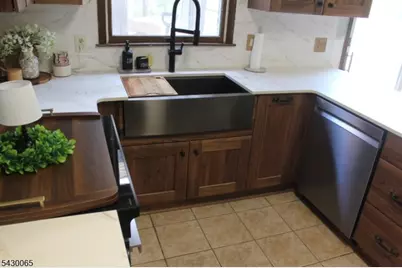 27 Cratetown Rd, Clinton Township, NJ 08833 - Photo 16